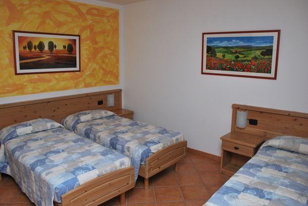 Agritur Le Pergole Hotel Villa Lagarina Room photo